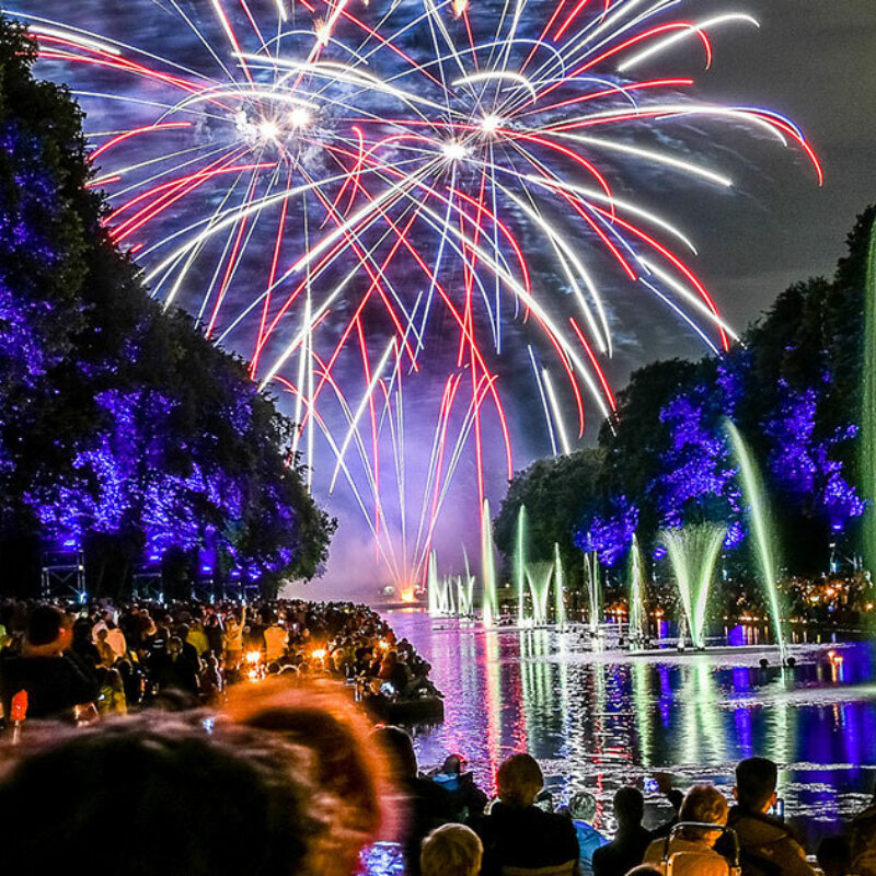 Header laserfabrik fountain show lichterfest schloss benrath 2017 3